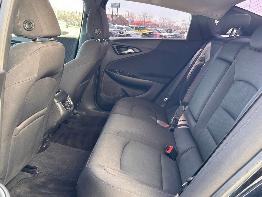 2017 Chevrolet Malibu LT 1LT