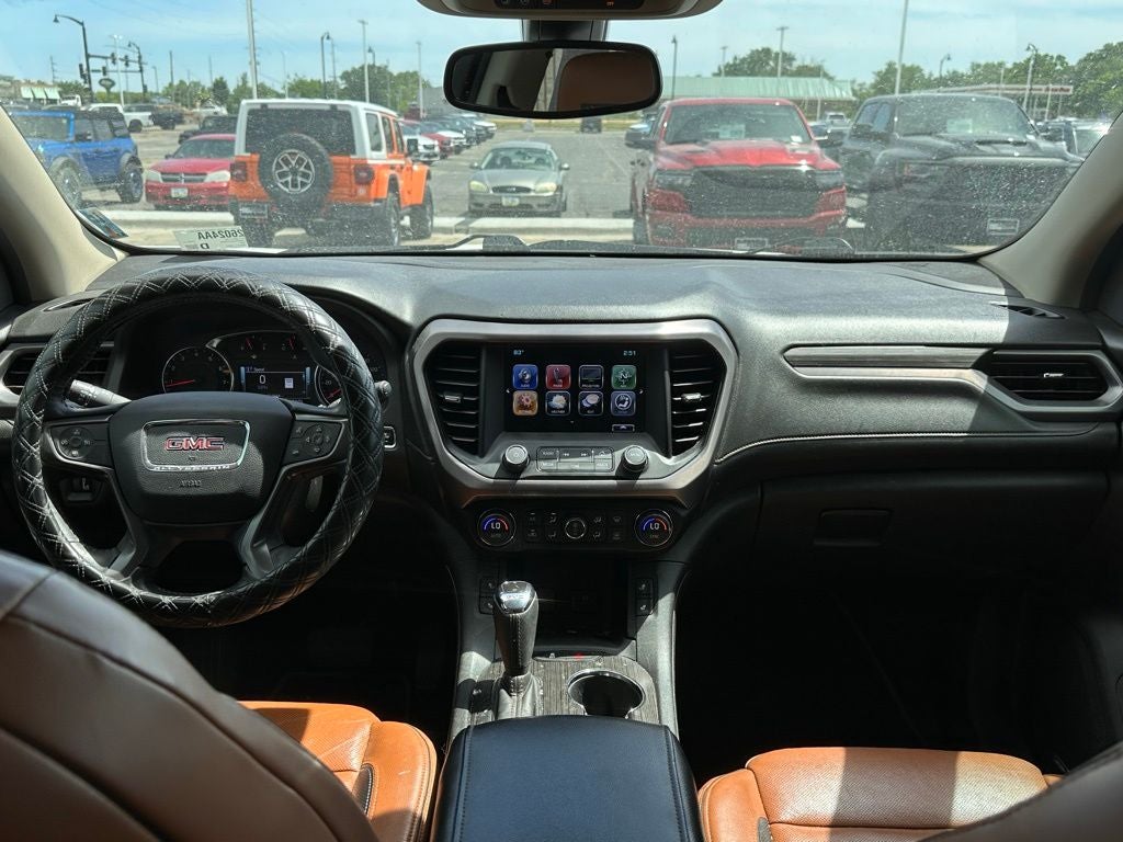 2017 GMC Acadia SLT-1