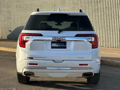 2023 GMC Acadia Denali