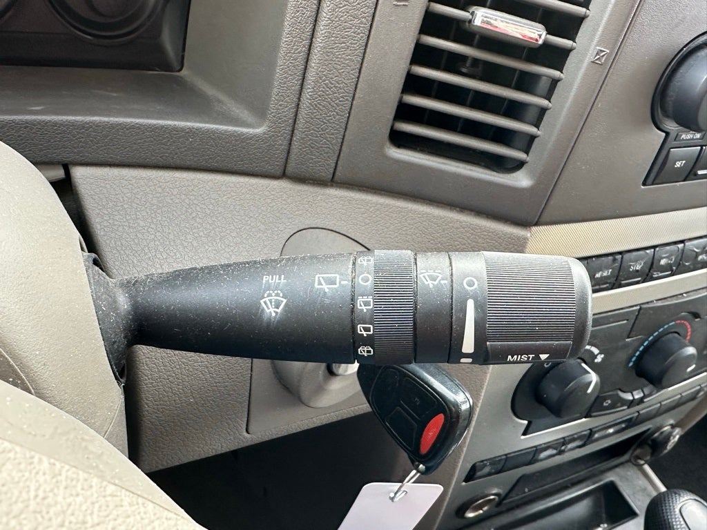 2005 Jeep Grand Cherokee Laredo