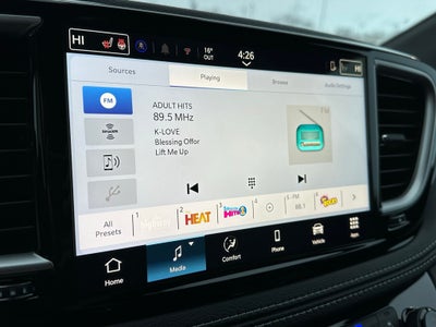 2026 Chrysler Pacifica Select