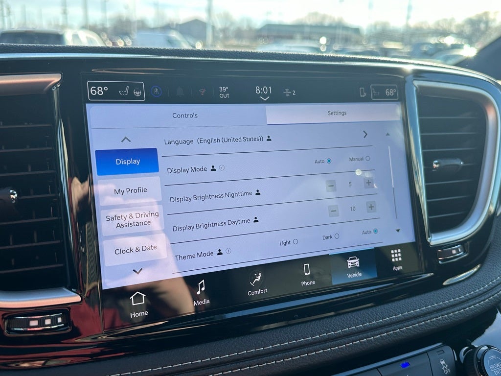 2026 Chrysler Pacifica Select