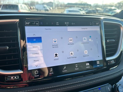 2026 Chrysler Pacifica Select