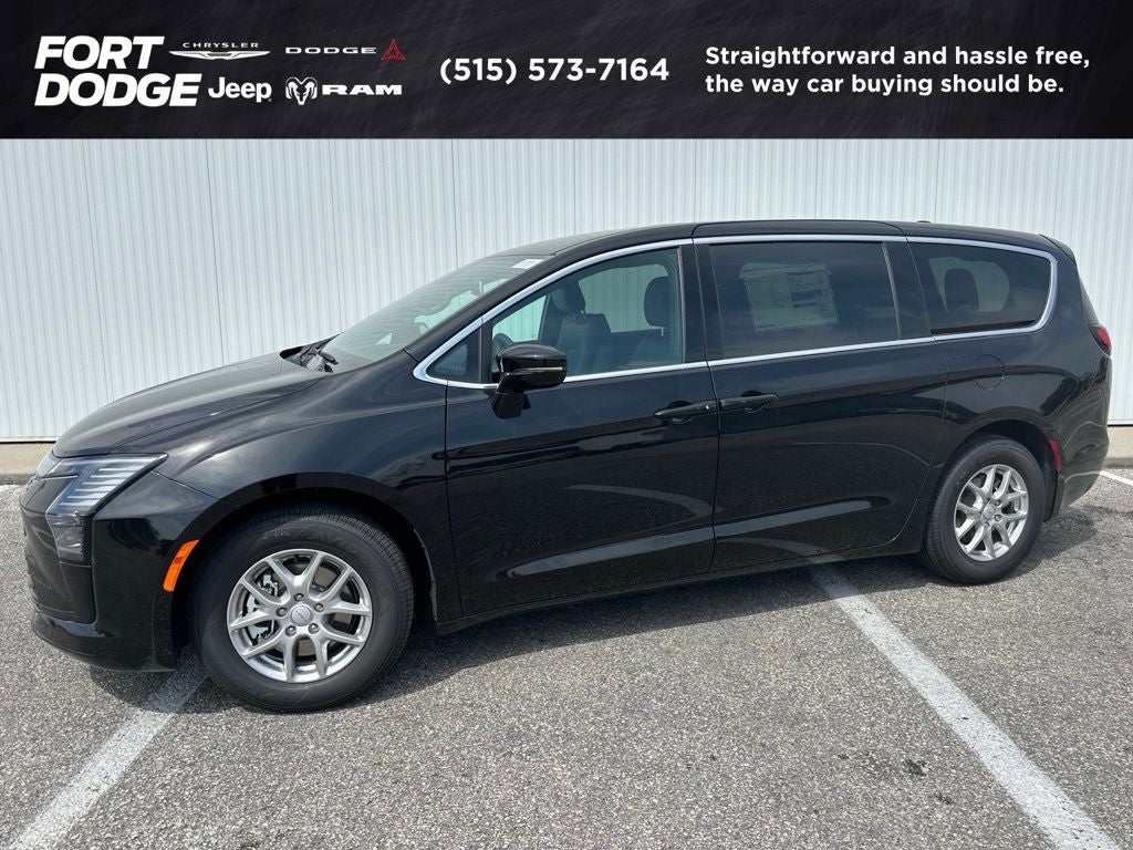 2027 Chrysler Pacifica Select
