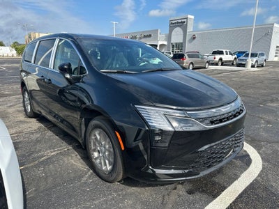 2027 Chrysler Pacifica Select