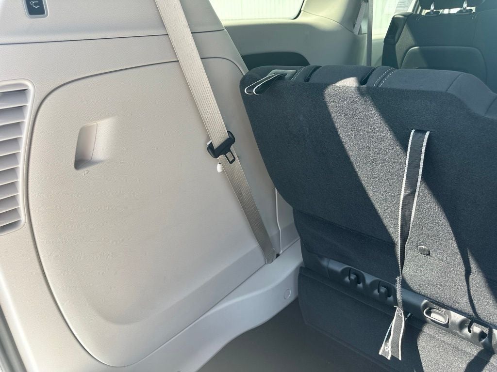 2024 Chrysler Voyager LX
