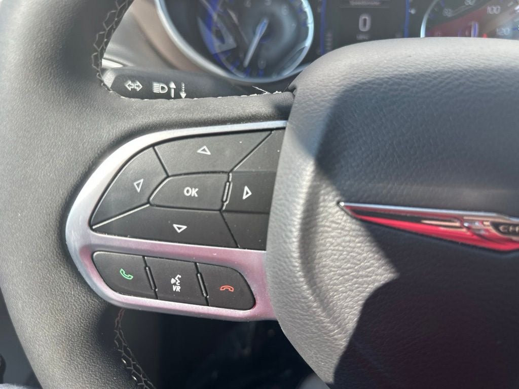 2024 Chrysler Voyager LX