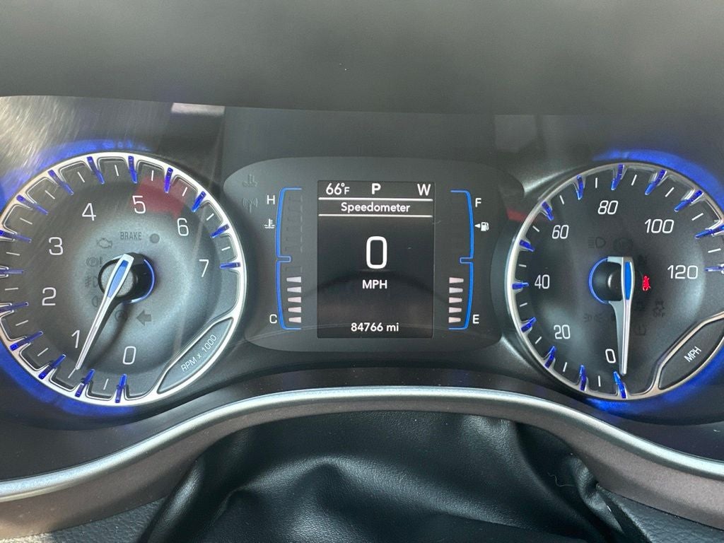 2024 Chrysler Voyager LX