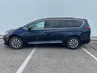 2020 Chrysler Pacifica Touring L Plus