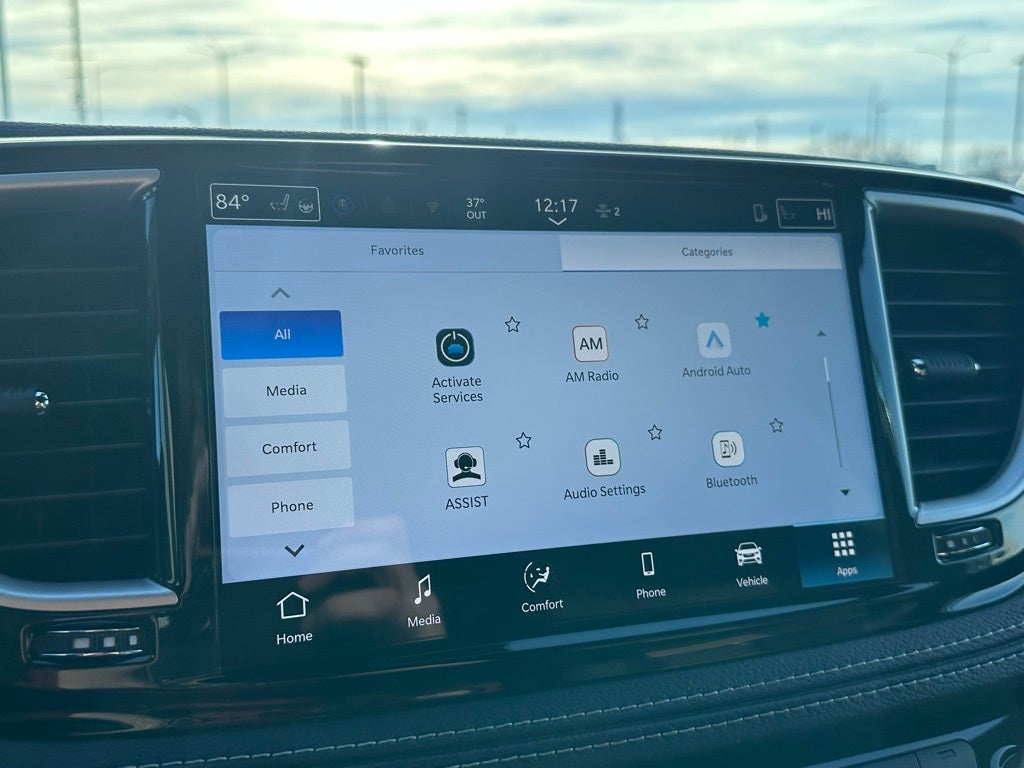 2026 Chrysler Pacifica Select