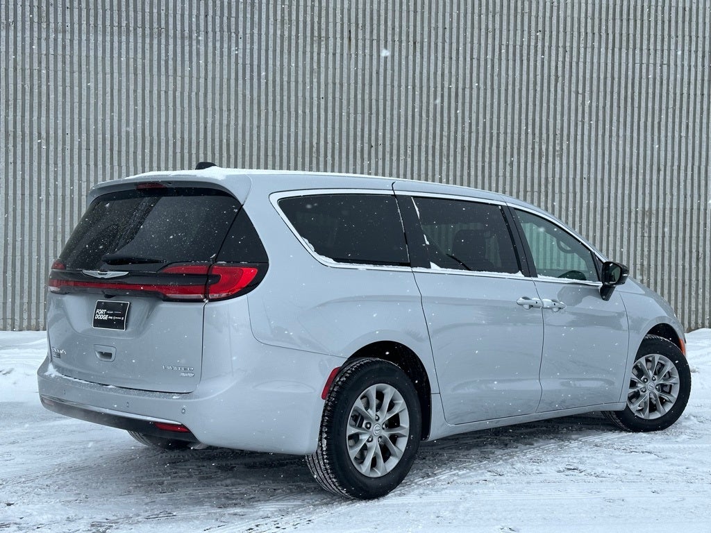 2026 Chrysler Pacifica Limited