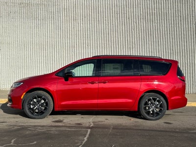 2026 Chrysler Pacifica Limited