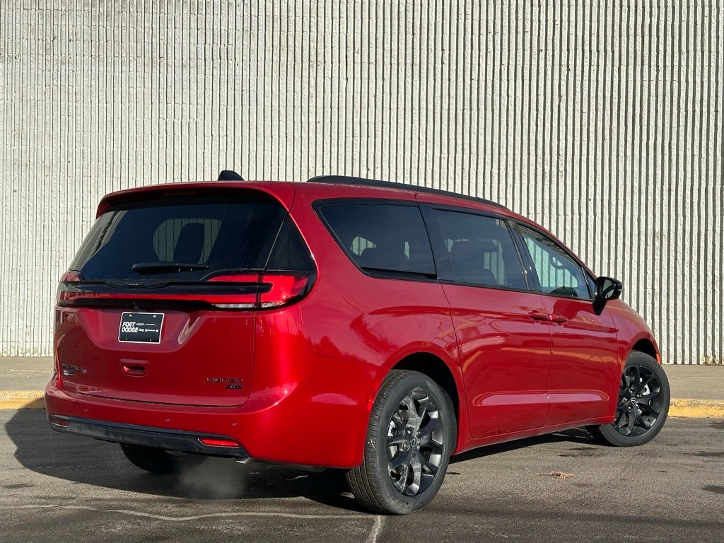 2026 Chrysler Pacifica Limited
