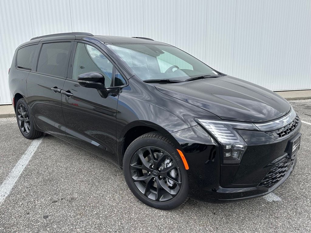 2027 Chrysler Pacifica Limited