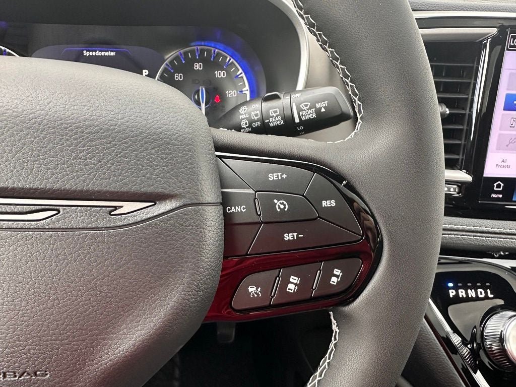 2027 Chrysler Pacifica Limited