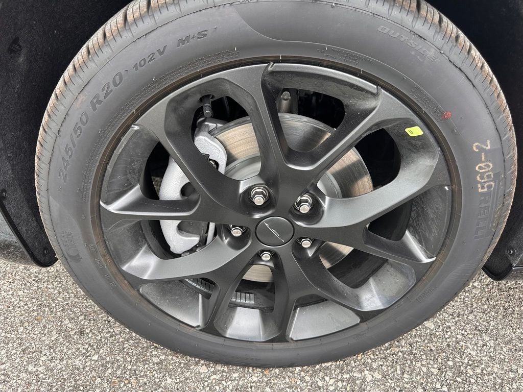 2027 Chrysler Pacifica Limited
