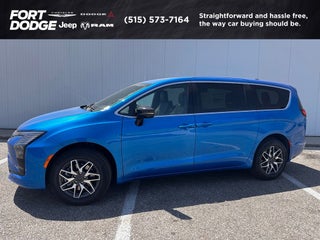 2027 Chrysler Pacifica Limited