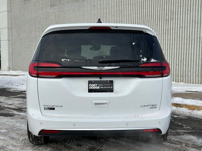 2026 Chrysler Pacifica Limited