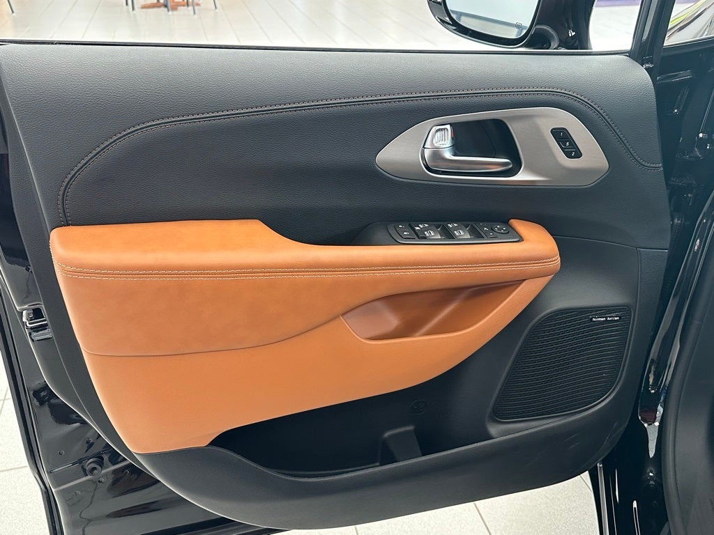 2026 Chrysler Pacifica Pinnacle