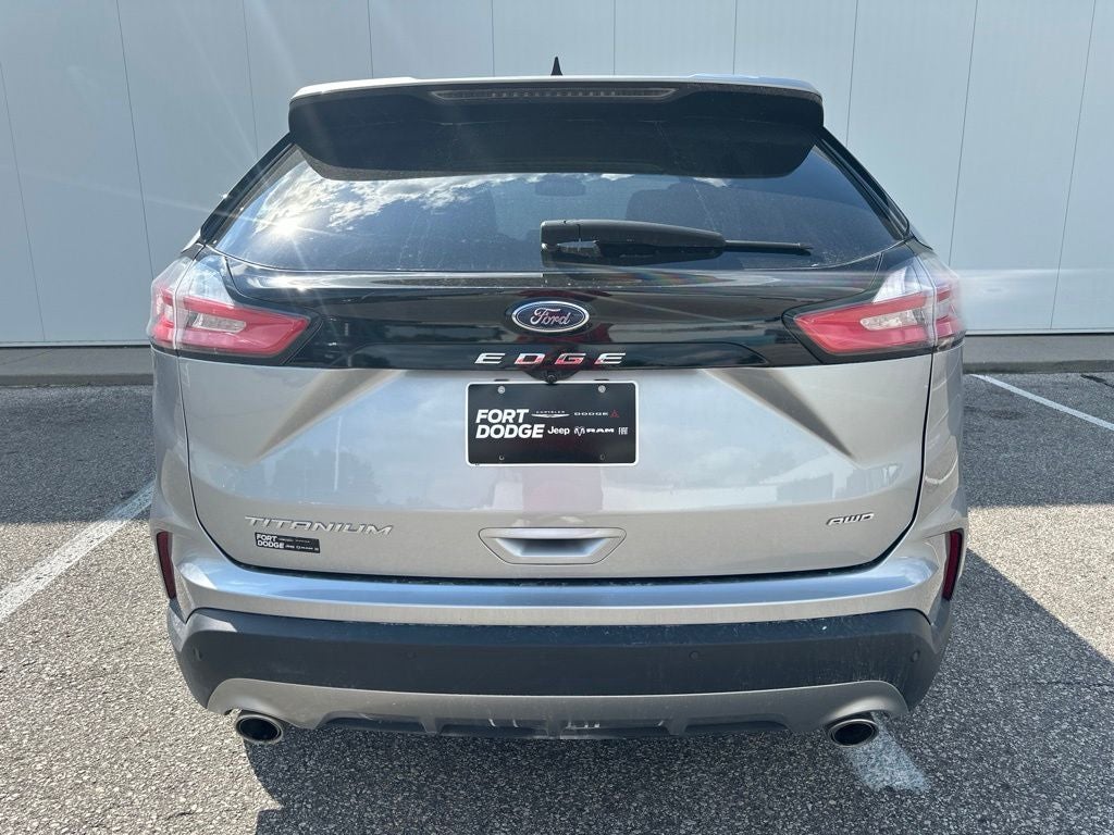 2022 Ford Edge Titanium