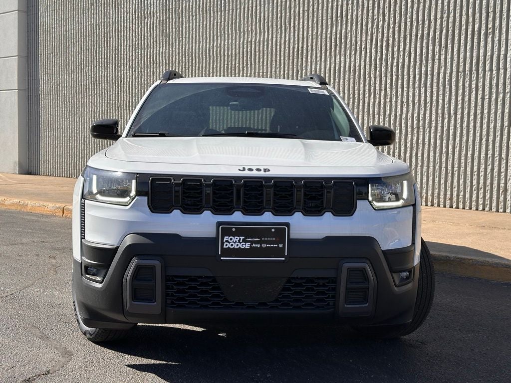 2026 Jeep Cherokee Laredo