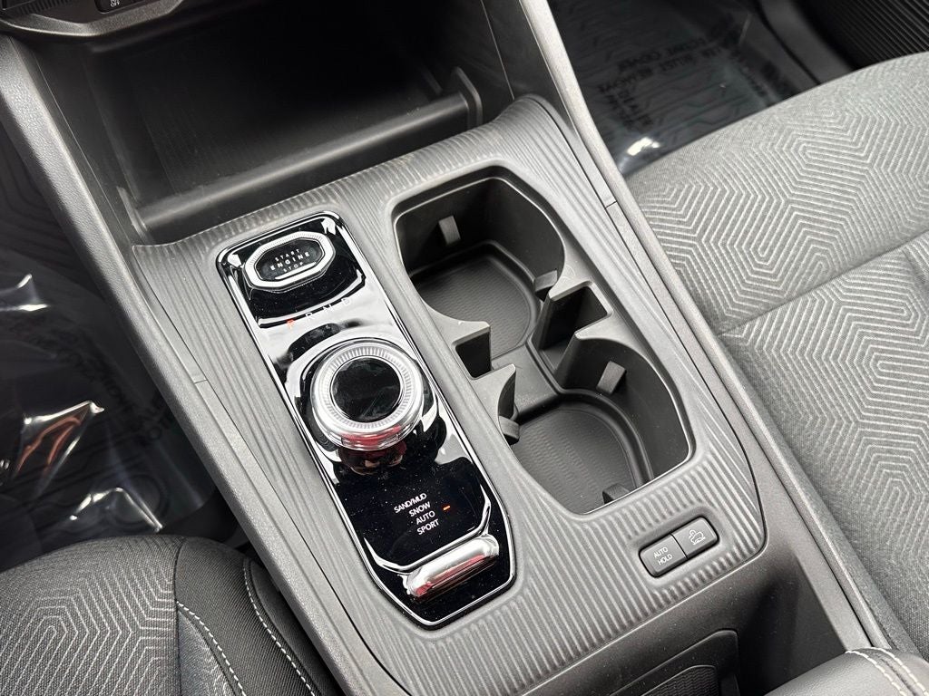 2026 Jeep Cherokee Laredo