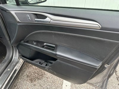 2017 Ford Fusion Hybrid SE