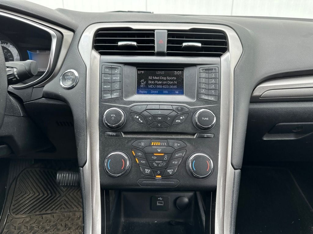 2017 Ford Fusion Hybrid SE