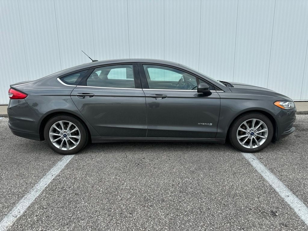 2017 Ford Fusion Hybrid SE