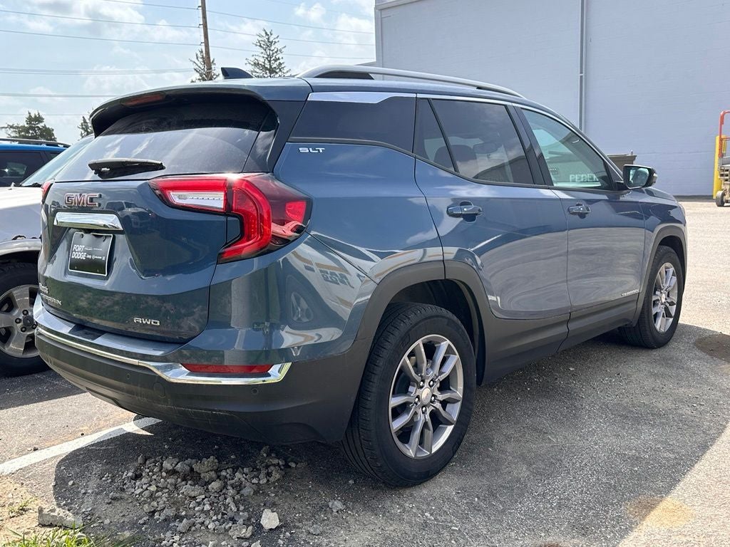 2024 GMC Terrain SLT