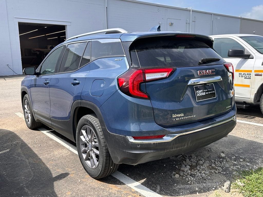 2024 GMC Terrain SLT