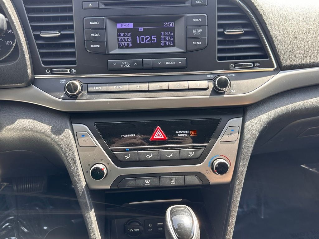 2018 Hyundai Elantra SE