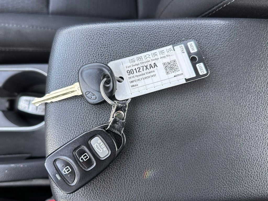 2018 Hyundai Elantra SE