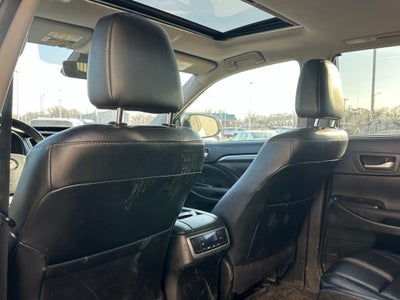 2017 Toyota Highlander SE