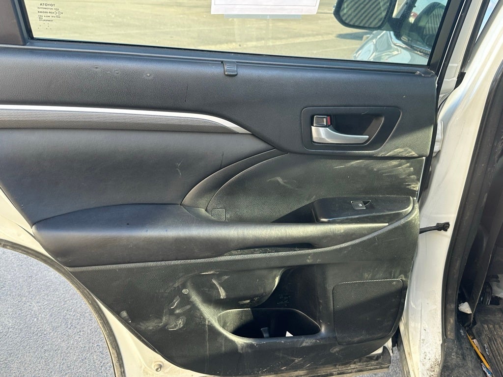 2017 Toyota Highlander SE