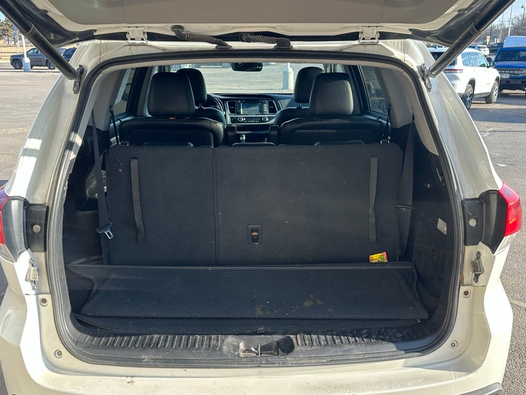 2017 Toyota Highlander SE