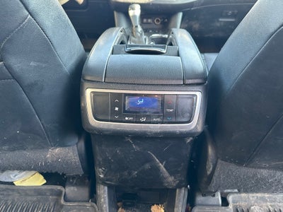 2017 Toyota Highlander SE