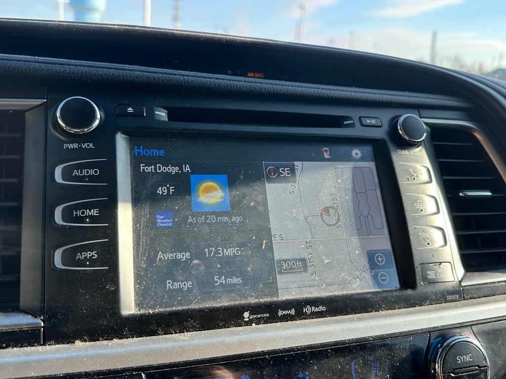 2017 Toyota Highlander SE