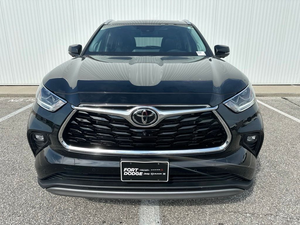 2024 Toyota Highlander Platinum