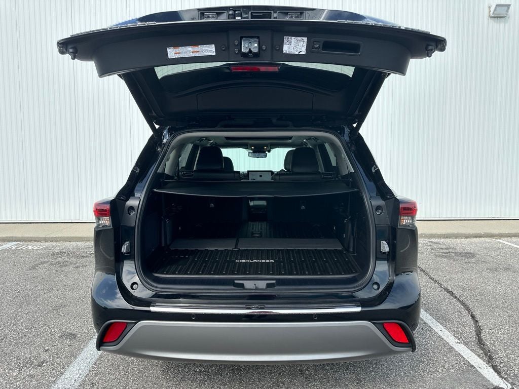 2024 Toyota Highlander Platinum