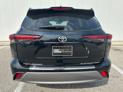 2024 Toyota Highlander Platinum