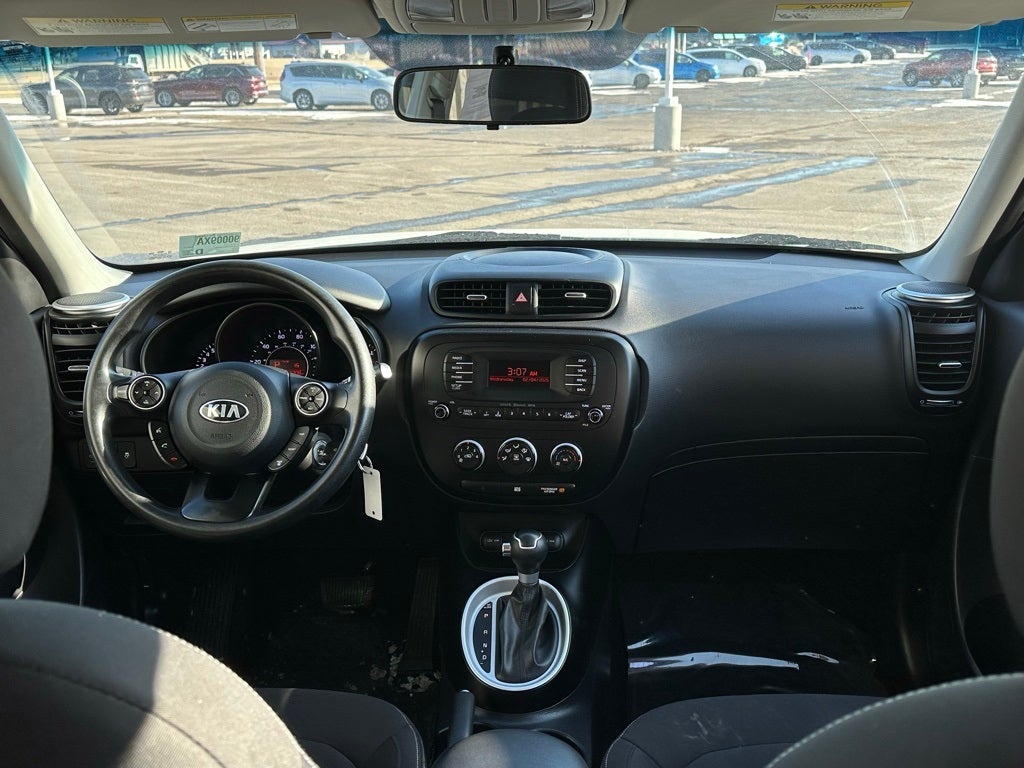 2016 Kia Soul Base