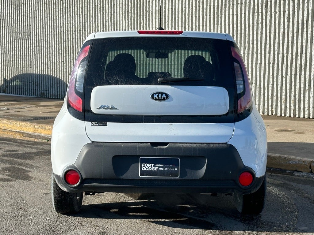 2016 Kia Soul Base