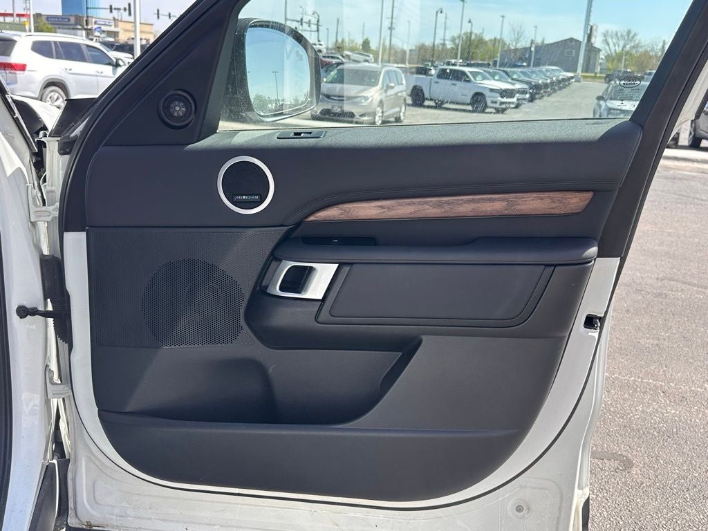 2020 Land Rover Discovery HSE