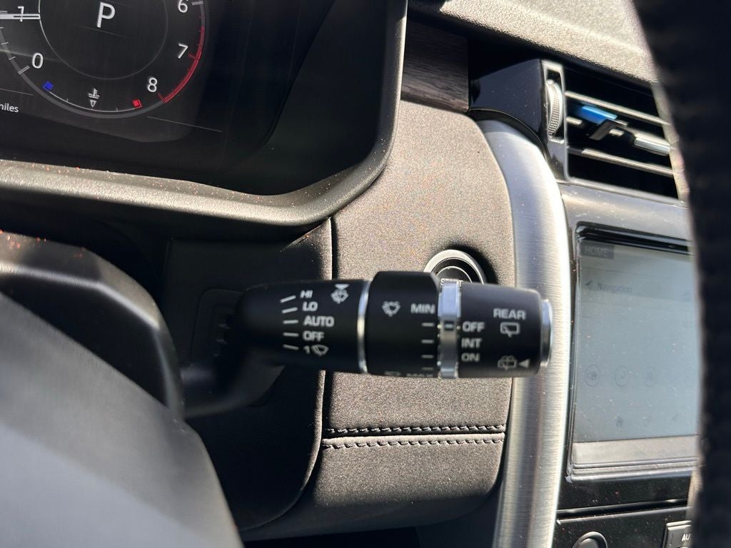 2020 Land Rover Discovery HSE