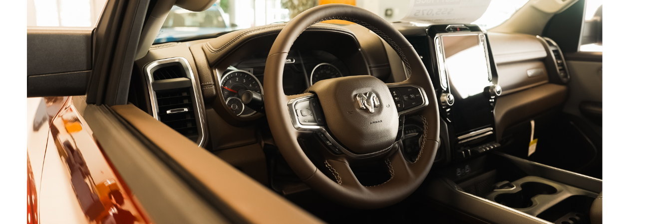 Fort Dodge CDJR Interior Features